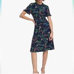 NWT Tommy Hilfiger Women's Shift Dress Sky Captain/Sherbet Navy Floral Size 6